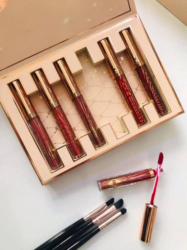 ROMCOM Flawless Makeup Book - Image 5